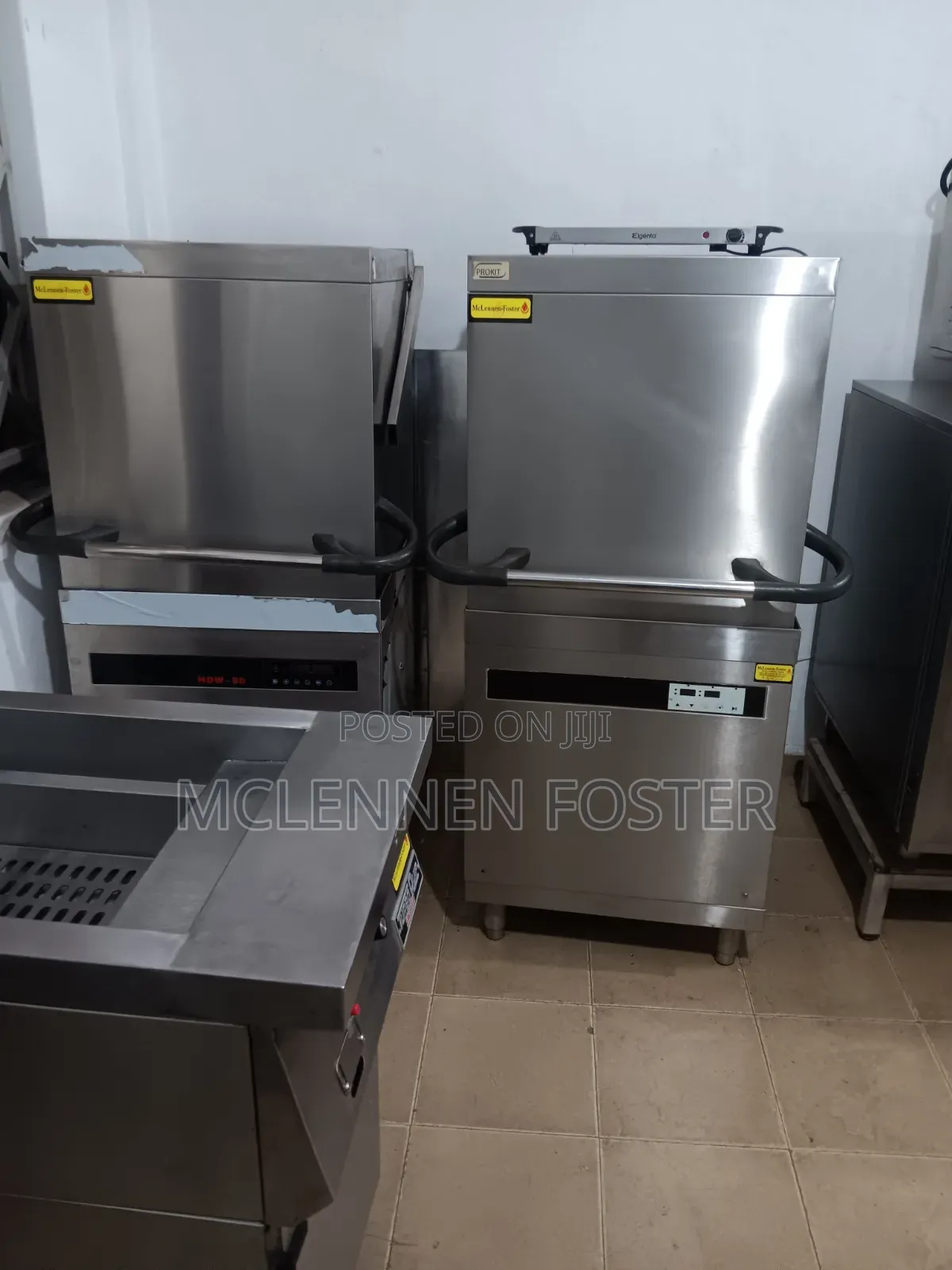 Commercial Hood Type Pass Through Dishwasher