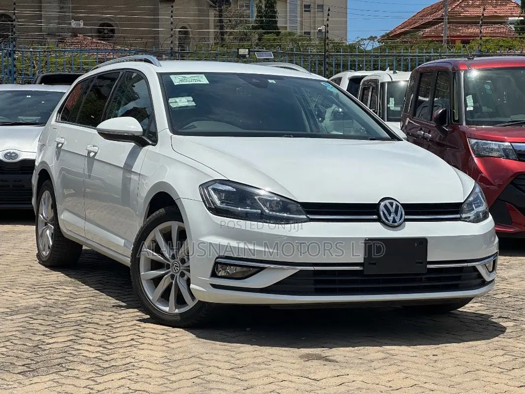 Volkswagen Golf 2019 Pearl