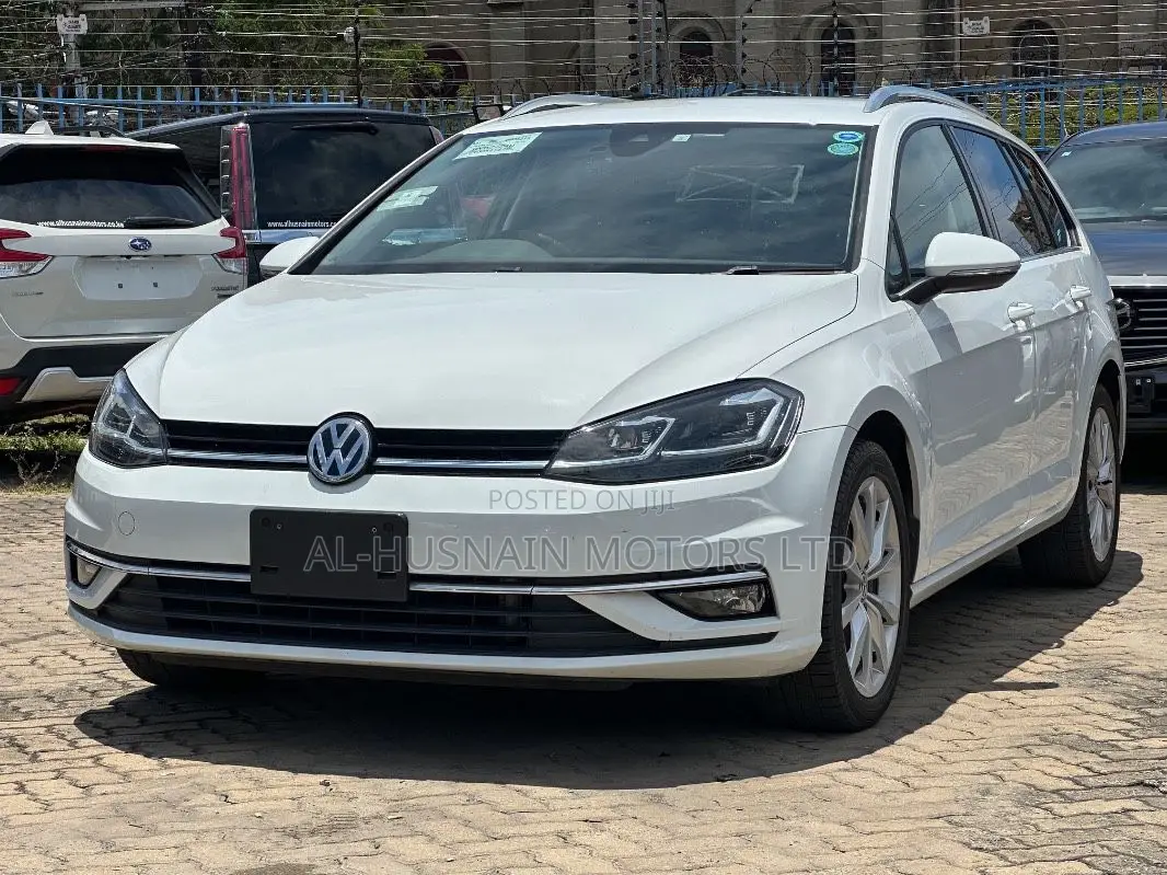 Volkswagen Golf 2019 Pearl
