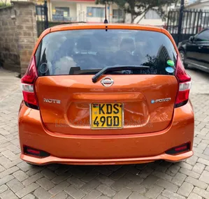 Nissan Note 1.2 Hybrid 2018 Orange