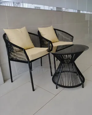 Round Table /Outdoor Set