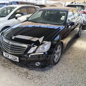 Mercedes-Benz E300 2011 Black