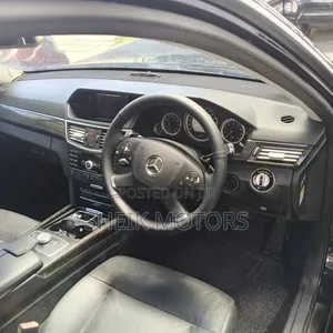 Mercedes-Benz E300 2011 Black