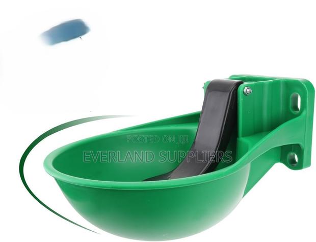 Automatic Water Drinker for Cows,- Plastic - main view