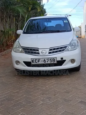 Nissan Tiida 2009 Black