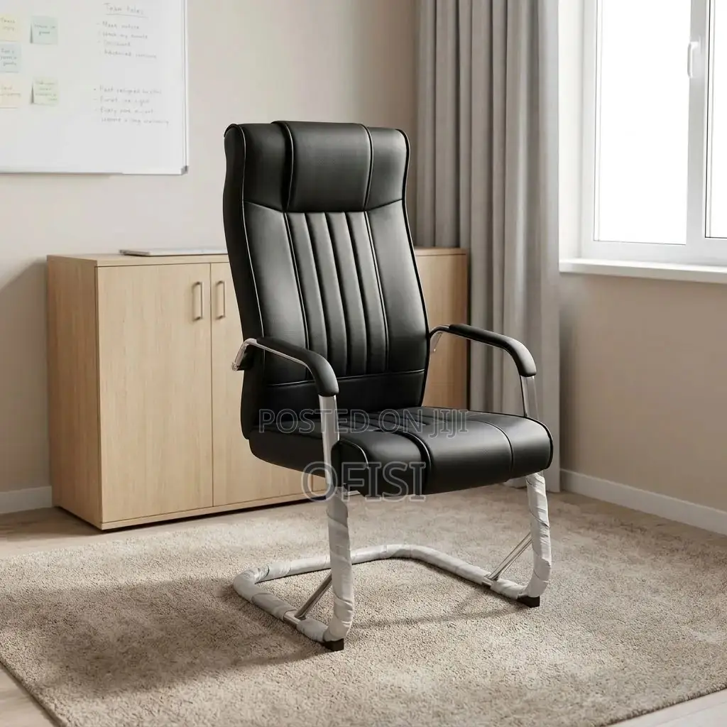 Office Chair; Black Leather Conference Chair