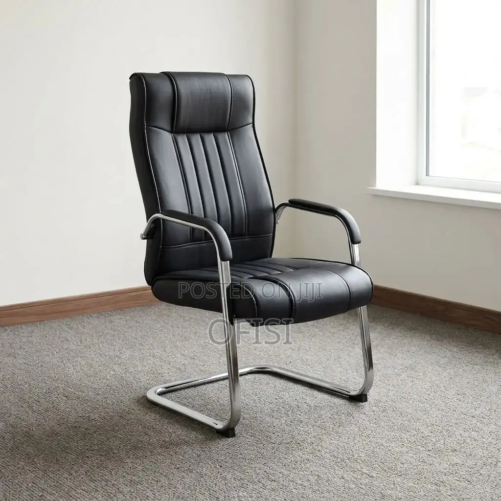 Office Chair; Black Leather Conference Chair