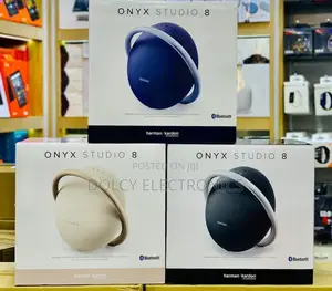 Onyx Studio 8