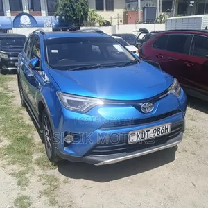 Toyota RAV4 2016 Blue
