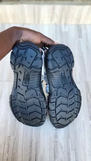 Keens Shoes