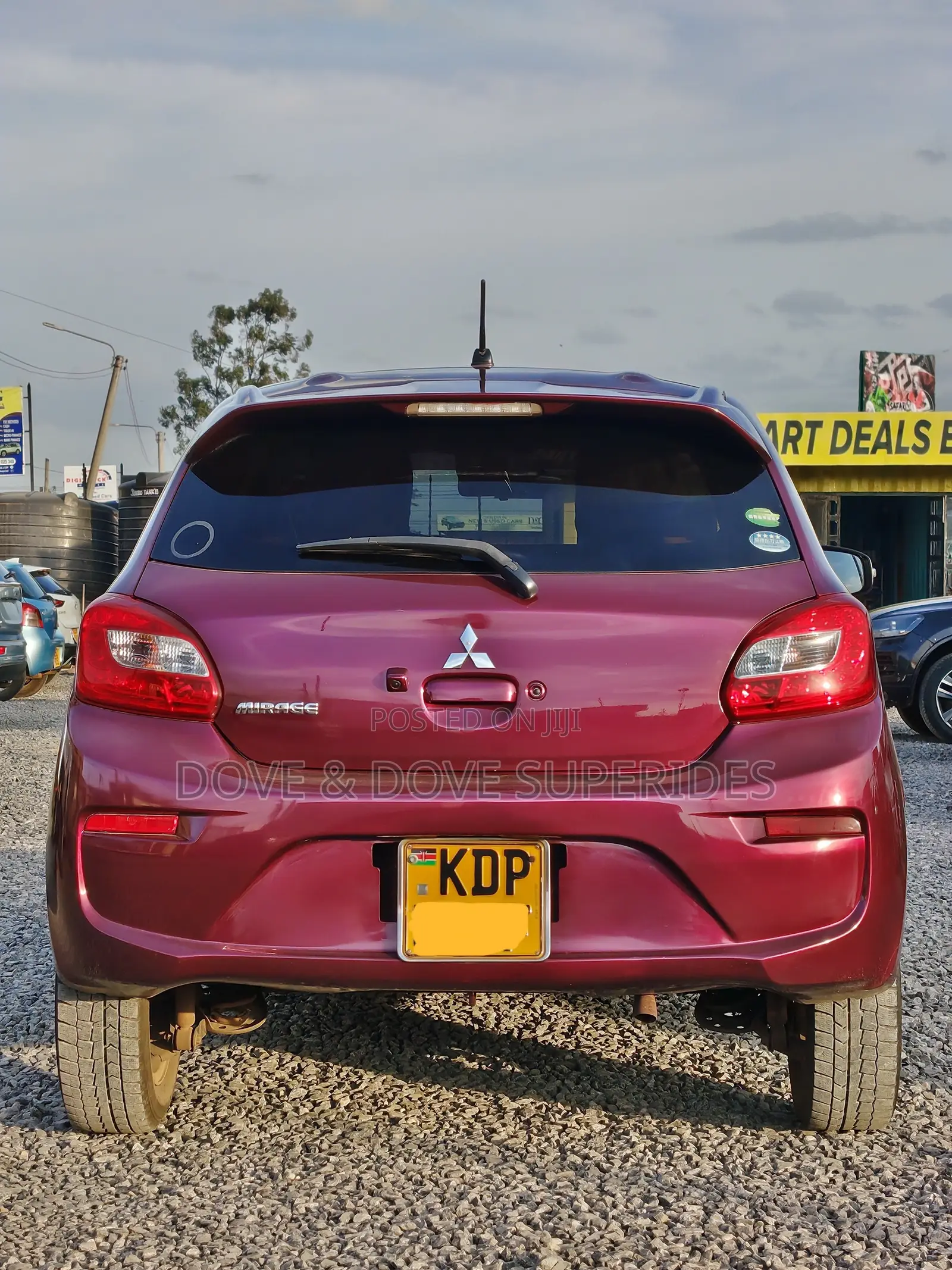 Mitsubishi Mirage 2017 Maroon