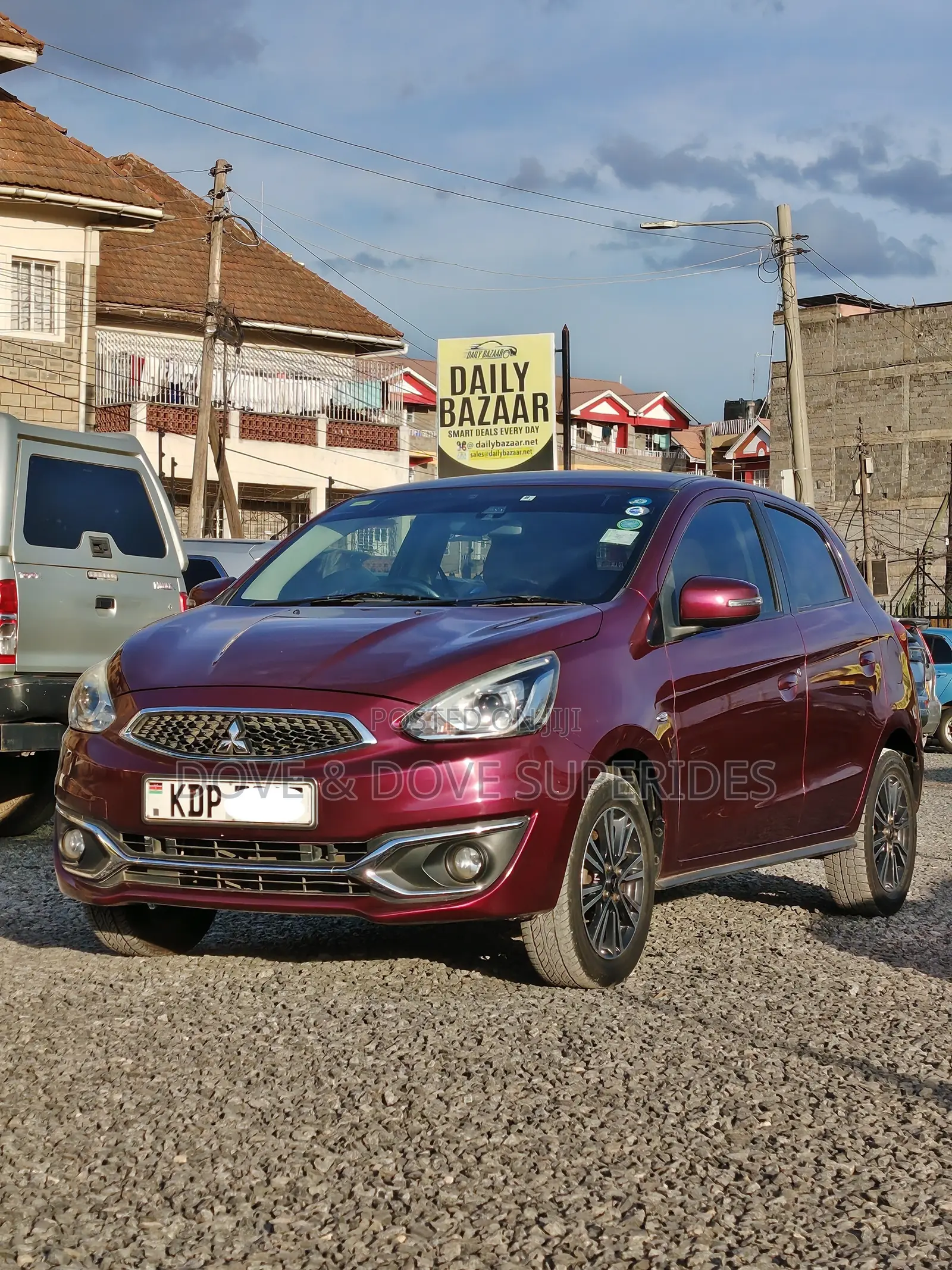 Mitsubishi Mirage 2017 Maroon