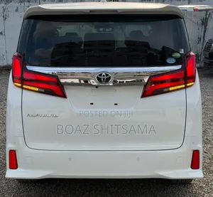 Toyota Alphard 2019 White