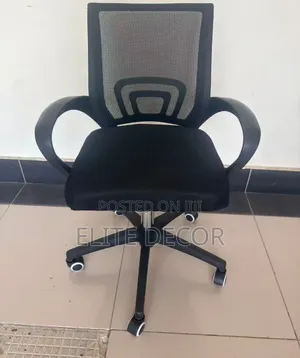 Executive Office Chair – Fully Assembled | Comfortable & Stylish