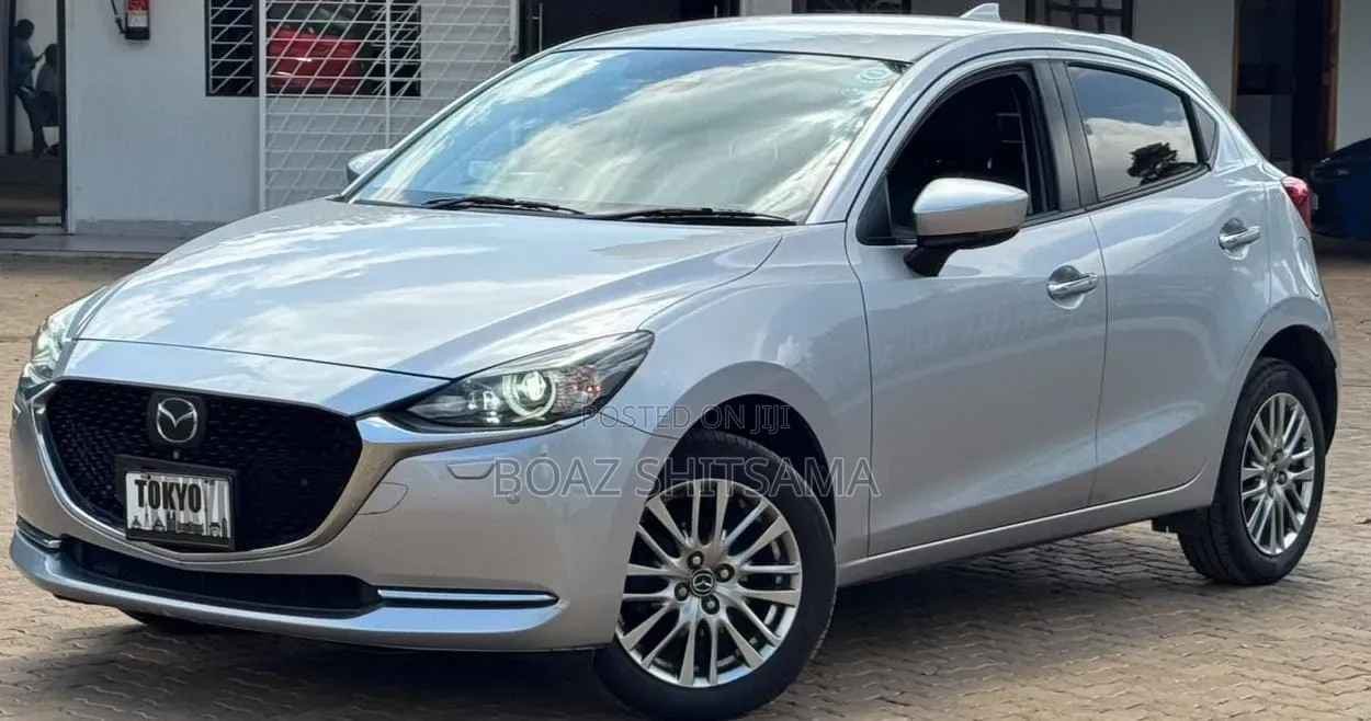 Mazda Demio 2019 Silver
