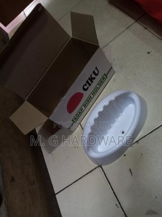 Plastic Soapdish - thumbnail 2