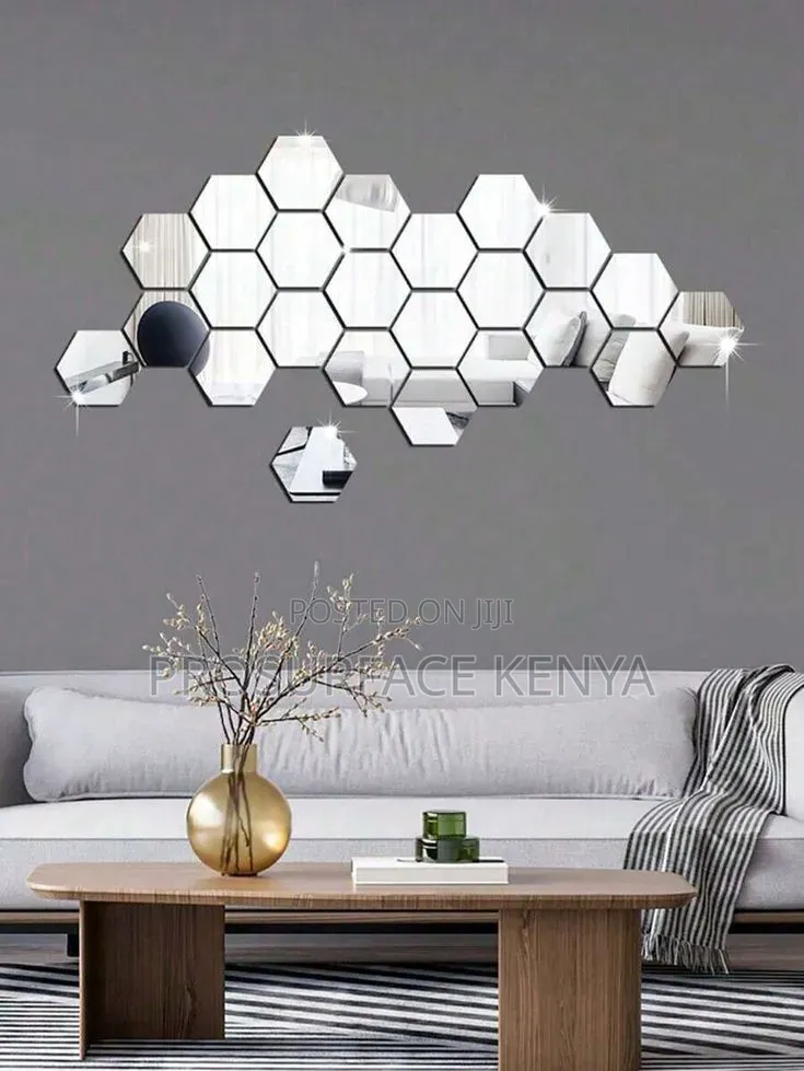 Hexagonal Mirrors Stylish Wall Accent for Modern Spaces