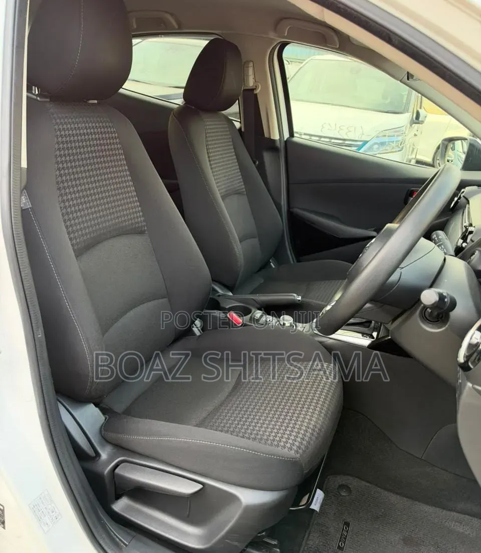 Mazda Demio 2019 White