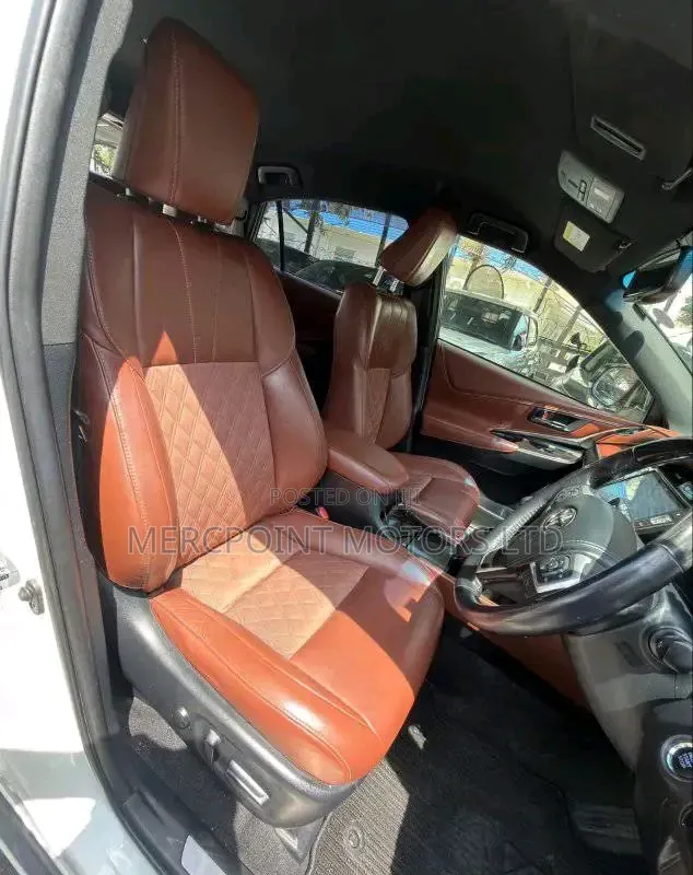 Toyota Harrier 2019 White