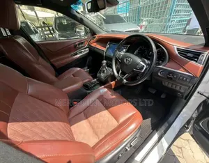 Toyota Harrier 2019 White
