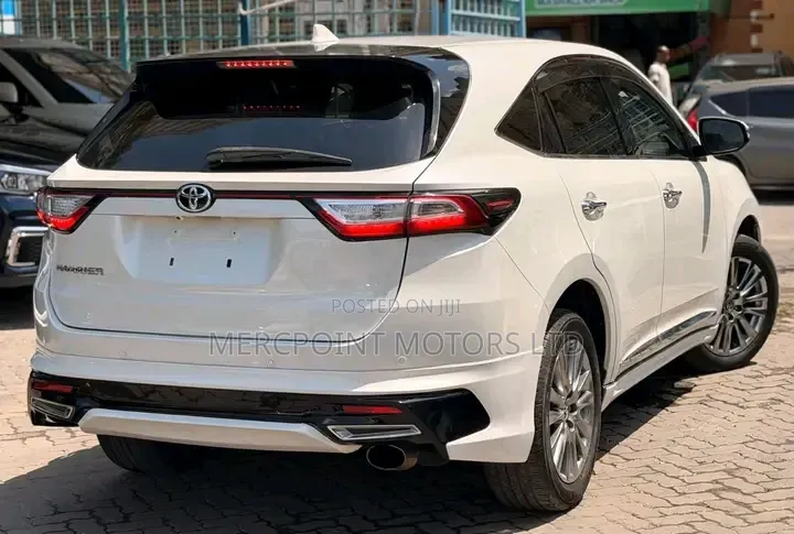 Toyota Harrier 2019 White