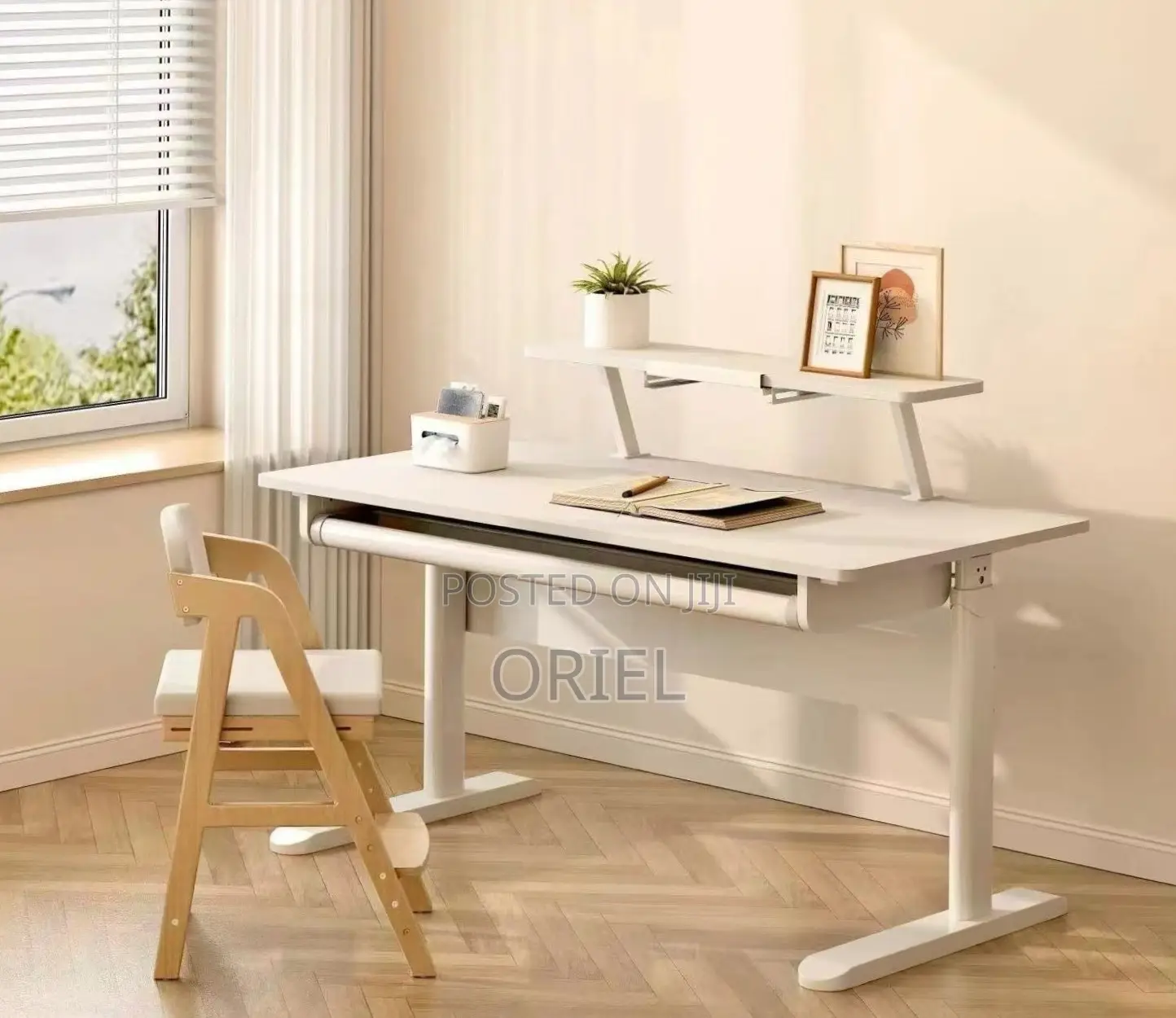 Office Desk : Adjustable Standing Office Desk