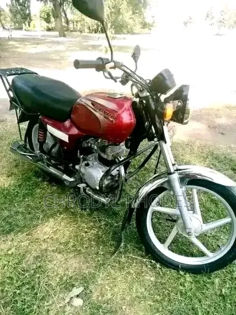 Bajaj Boxer 2022 Red