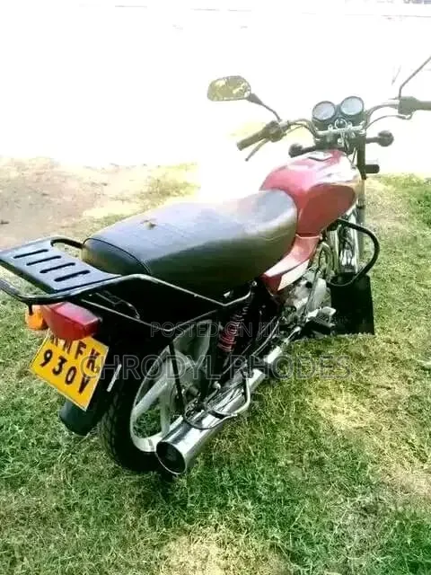 Bajaj Boxer 2022 Red