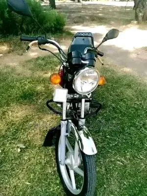 Bajaj Boxer 2022 Red