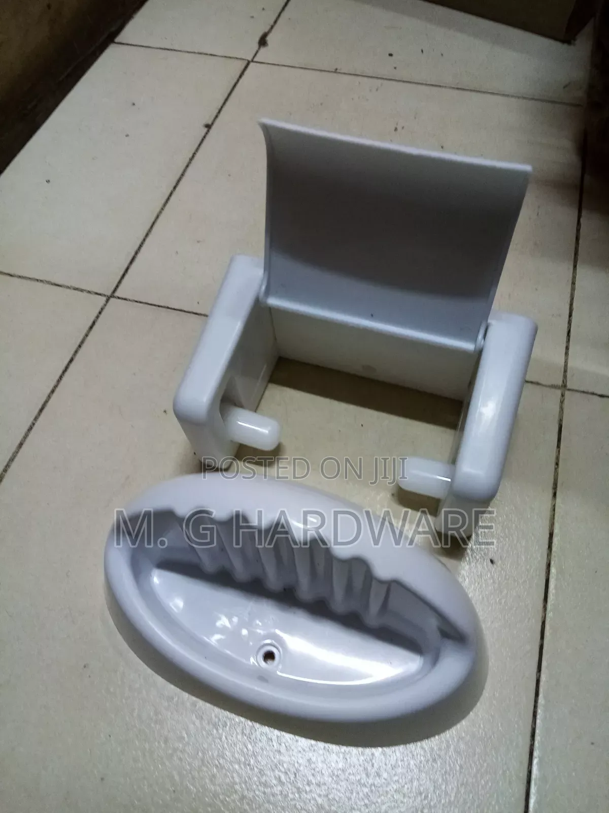 Combination Tissue Holder and Soap Dish