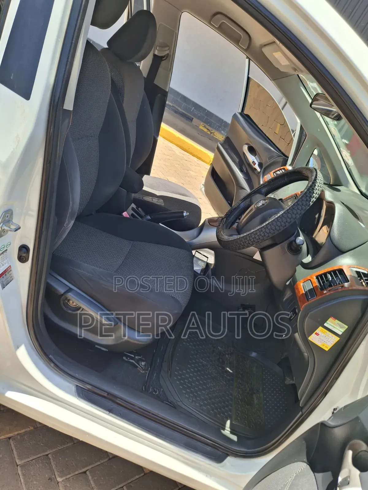 Toyota Auris 2012 White