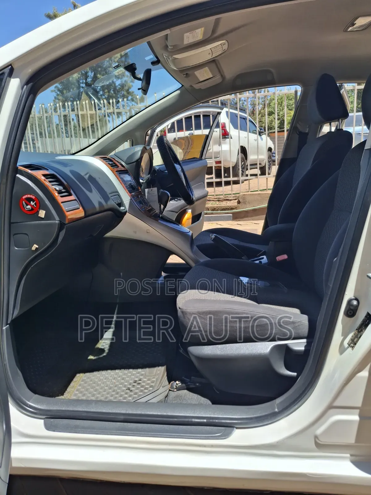 Toyota Auris 2012 White