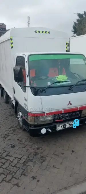 Mitsubishi Canter 2001 White