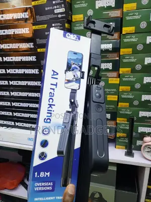 C12 AI Tracking Vlogging Tripod 1.8M With Remote Shutter