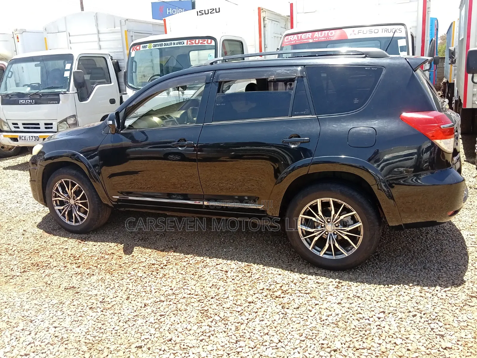 Toyota Vanguard 2013 Black