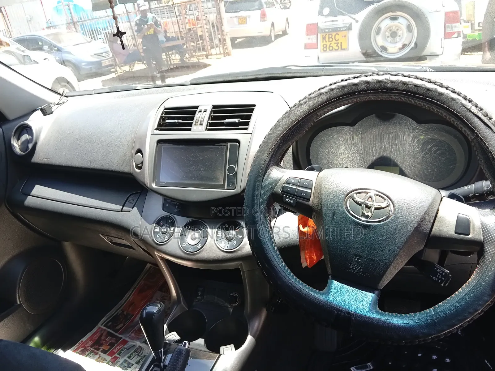 Toyota Vanguard 2013 Black