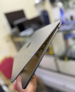 Laptop Apple MacBook Pro 2022 M2 16GB Intel Core M2 SSD 512GB