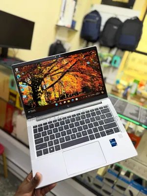 Laptop HP EliteBook 630 G10 16GB Intel Core i7 SSD 512GB