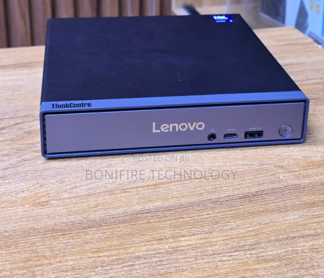 Desktop Computer Lenovo 16GB Intel Core Ultra 5 SSD 256GB