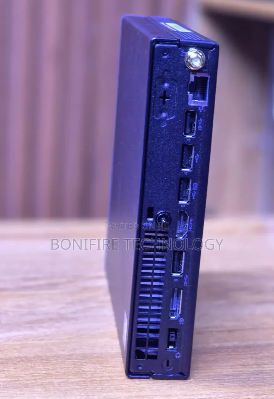 Desktop Computer Lenovo 16GB Intel Core Ultra 5 SSD 256GB