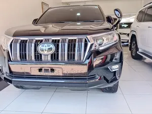 Toyota Land Cruiser Prado 2.8 2019 Black