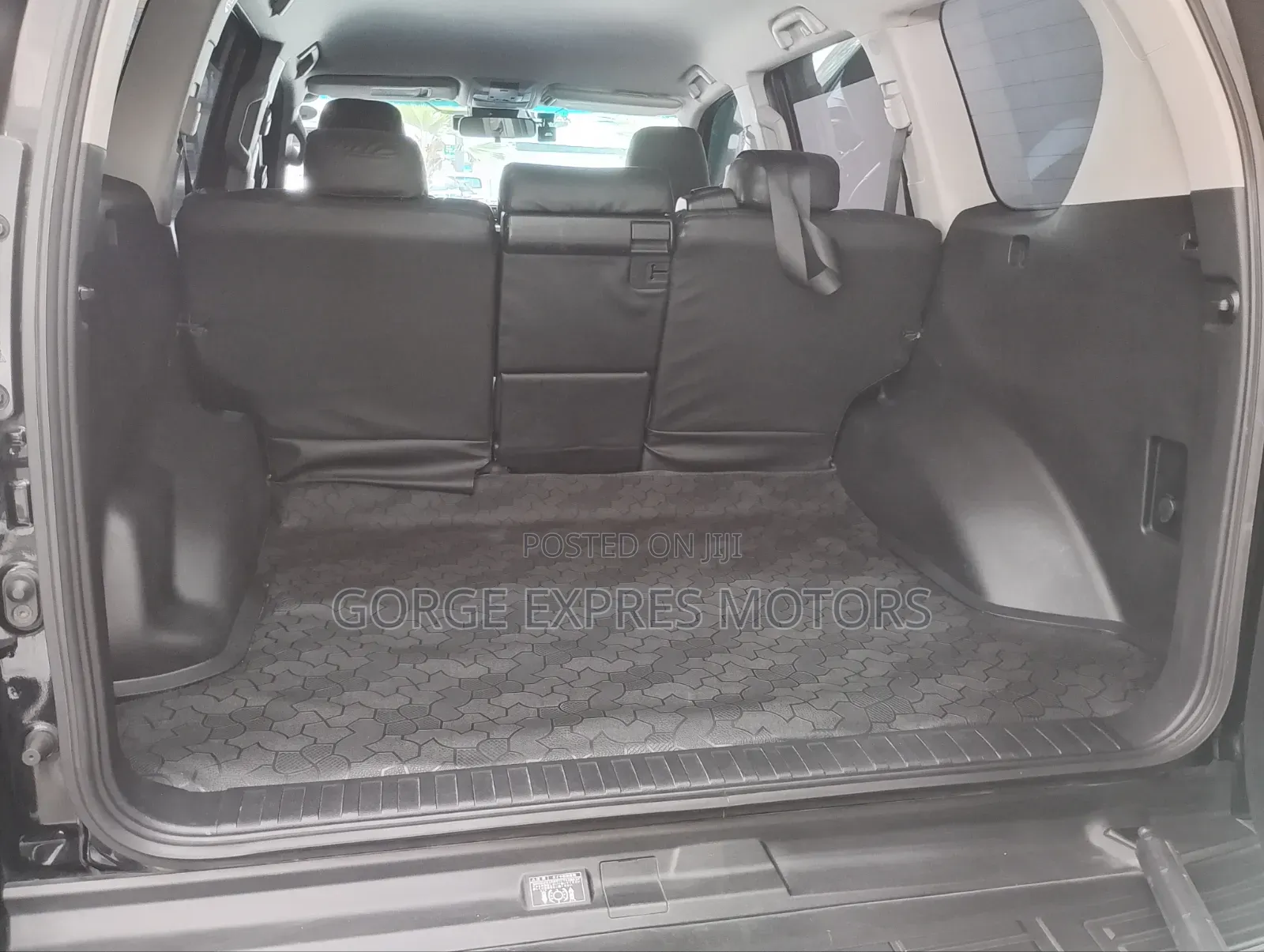Toyota Land Cruiser Prado 2.8 2019 Black