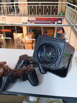 Immersive HY320 Portable Projector for Home Gaming