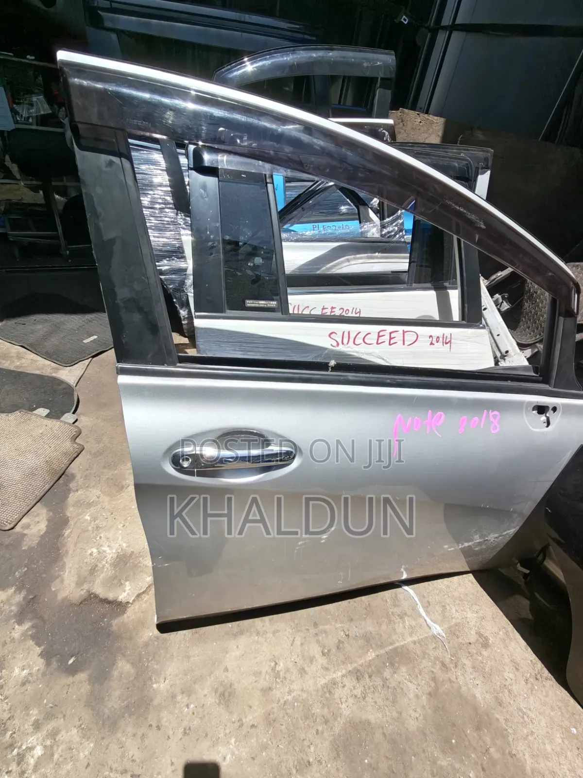 Nissan Note E12 Doors