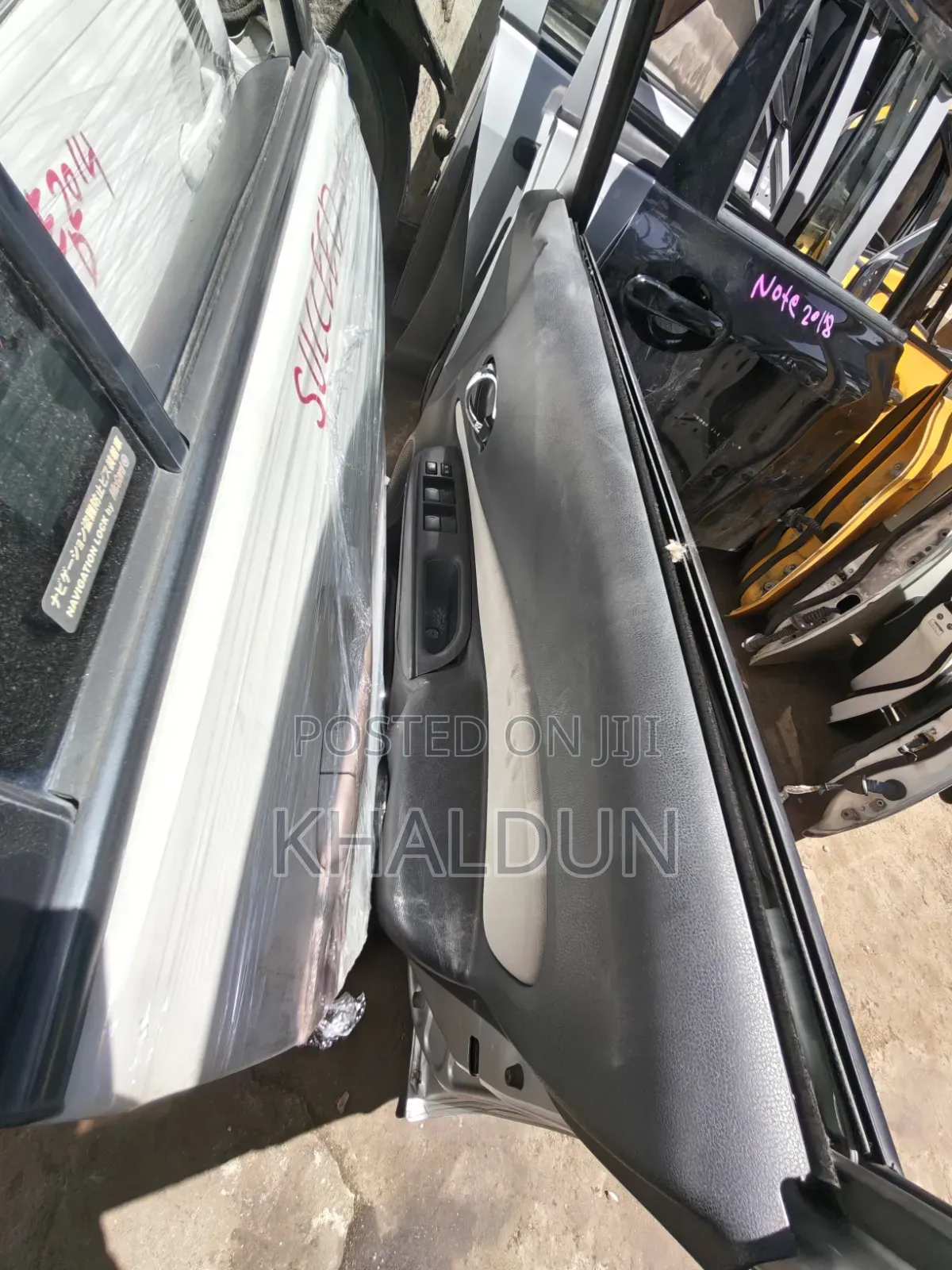 Nissan Note E12 Doors