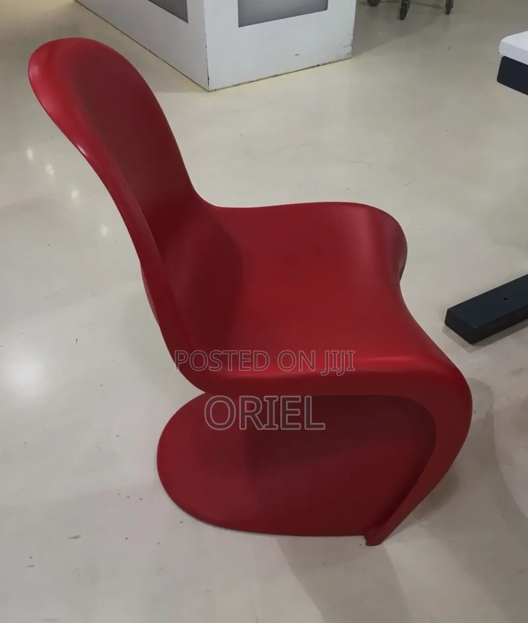 Home Office Chair : Red Plastic Dining Chair