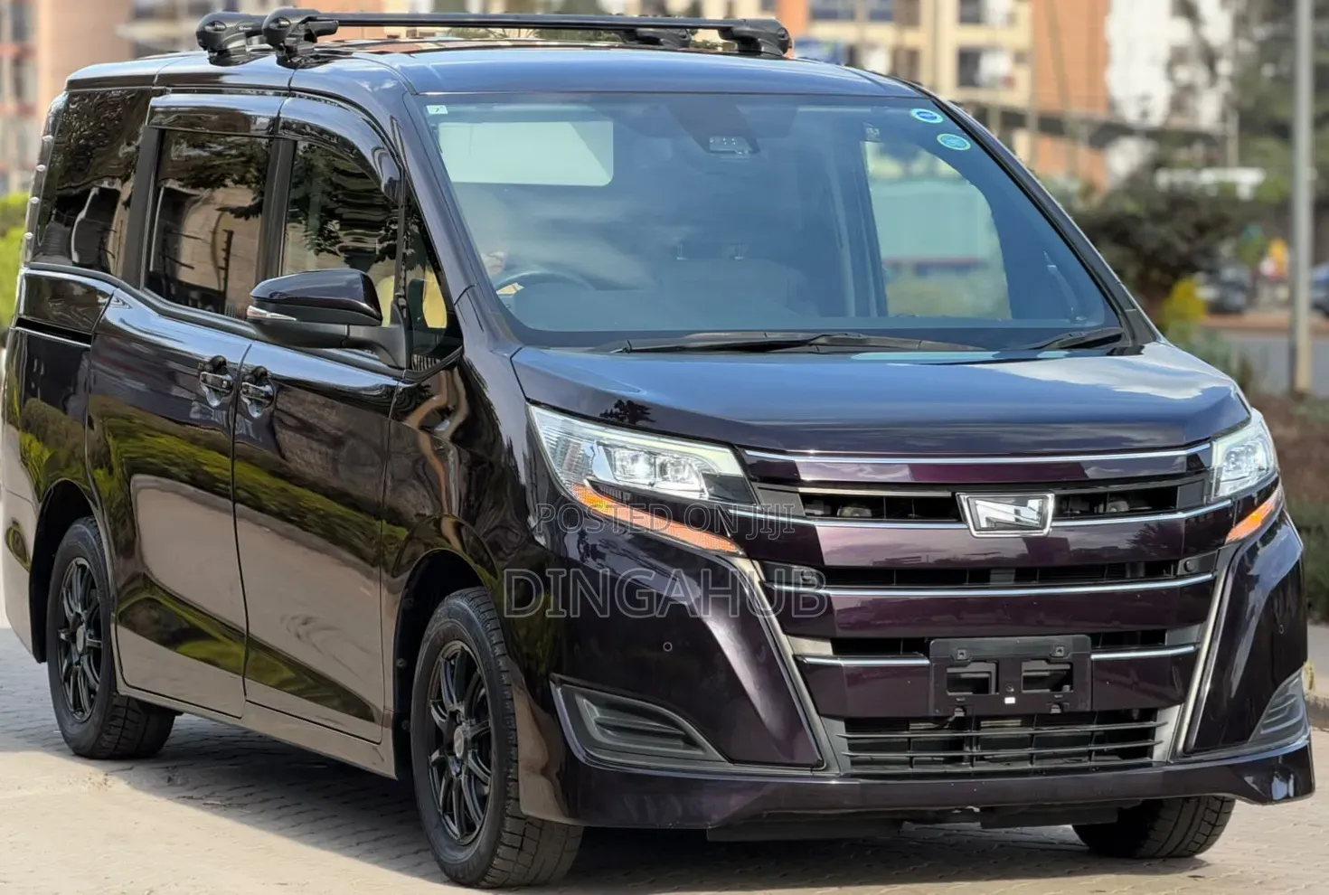 Toyota Noah 2019 Maroon