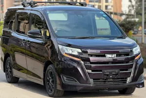 Toyota Noah 2019 Maroon