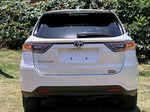 Toyota Harrier 2.0 2017 White