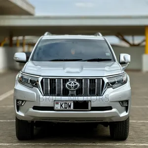 Toyota Land Cruiser Prado 2.8 2017 Silver